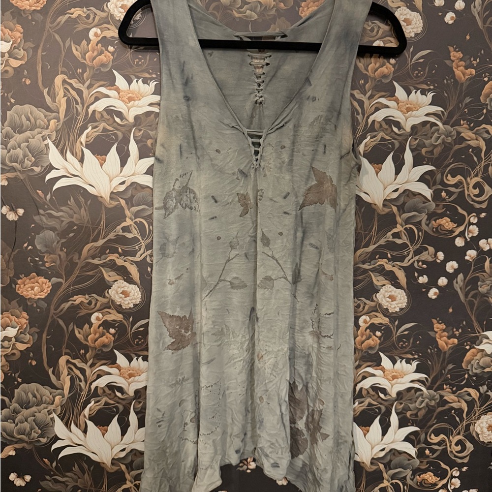Elegant Gray/Blue Sleeveless Top